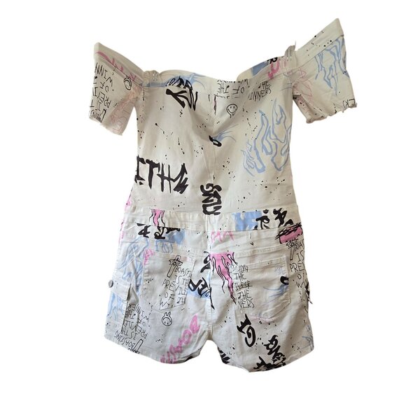 VIP Jeans Graffiti Print Romper Size 2x Women White & Multicolor Short Sleeve - Picture 9 of 12